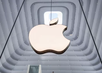 Apple Store Kapandı! Yeni iPhone Yolda