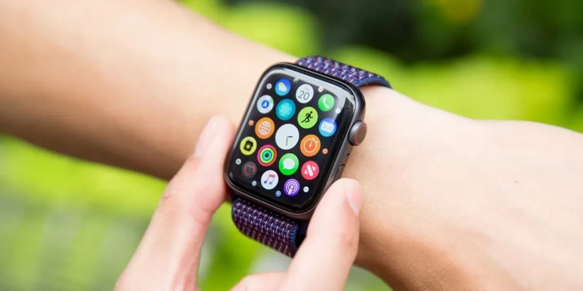 Apple Watch Bir Kere Daha Hayat Kürtar!