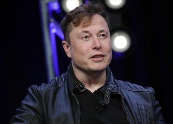 ELON MUSK’TAN IKI MEDYA KURULUSUNUNUN KAPATILMAMA DAVETI