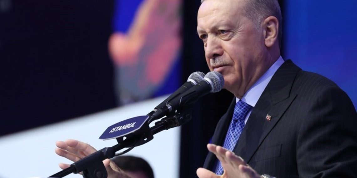 Erdoğan’dan ‘Kongre Süreci’ Açeylamasi: ‘Koluk Telaşna Tevessül etmeden …’