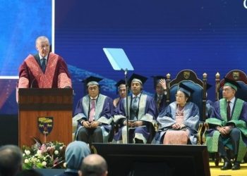 FAHRI DOKTORA NEDIR? Fahri Doktora Unvani Kimlere Verilir?