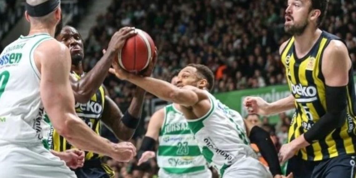 Fenerbahçe Beko Uzatmalarda Gürü