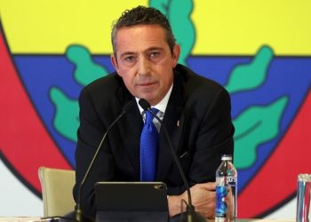 Fenerbahçe’den Galatasaray’a reaksiyon: ‘Türk futbolunu ne hale getiririniz!’