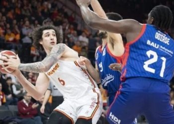 Galatasaray, Ligde 4 Mak Sonra Kazandı!