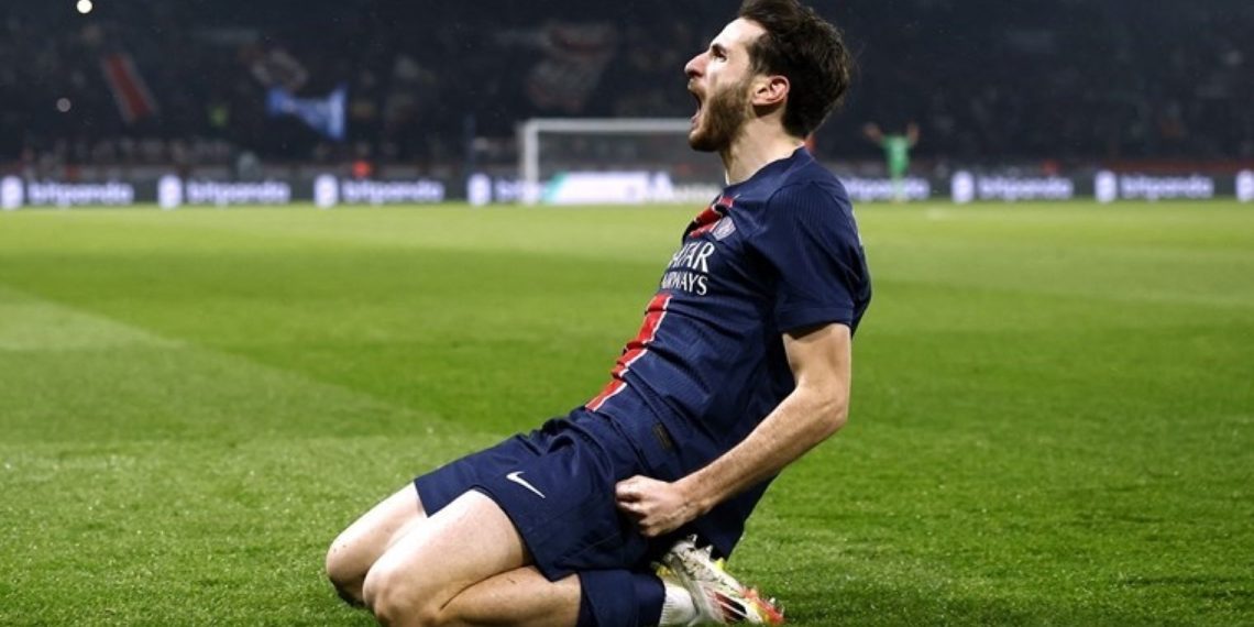 Kvaratskhelia Birinci Golunü Attti, PSG Farkli Kazandı