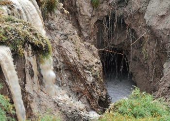 Milyonlarca Yilk Türkiye’nin Altezda Saklanan Devasa Yarık Keffedildi: Zelzeleye Neden Olur mu?