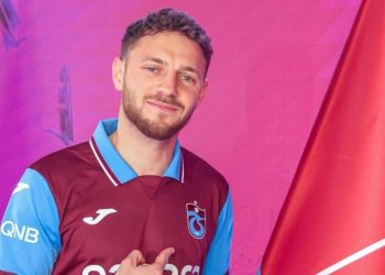 Mustafa Eskihellaç Kimdir, Kaç Yaşezda, Nereli? Mustafa Eskihellaç Hangi Gruplarda Oynadı?