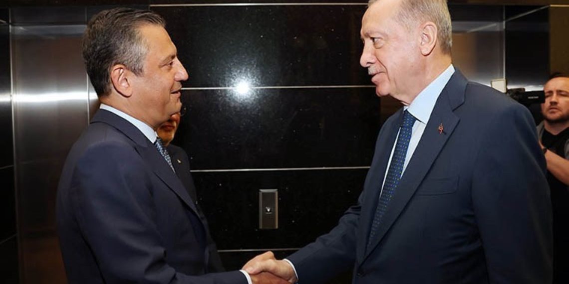 Özgür Özel Erdoğan’a ‘BERTOLT BRECHT’ DAVETI YAP.