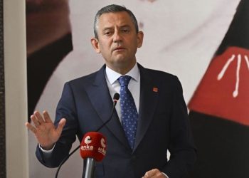 Özgür Özel’den Operasyonlar ünzerine Birinci Birinci Akuklamya: ‘İbb’aye YUrek Imer Eziş Soruşturma …’