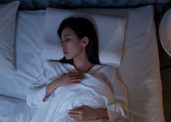 Rahat ve huzurlu bir ine ine uykunun sirari bu AdiMlarda Gizli: Uykuya Dalmanezi Kolaylaştanran 8 Tesirli Alifkanlak