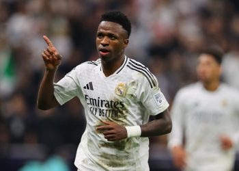 Vinicius junior’dan real madrid’e ret