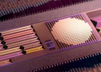 Google’dan Uşik Surinda İnternet! Saniyede 20 Gbps