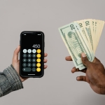 Akilli-Telefon-Degisim-Sikligi-Neden-Azaliyor-featured