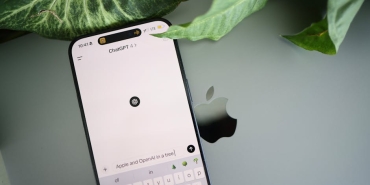 Apple8217in-Sizan-Yapay-Zeka-Projesi-Siri-Gogsumuzde-mi-Yer-Alacak-featured