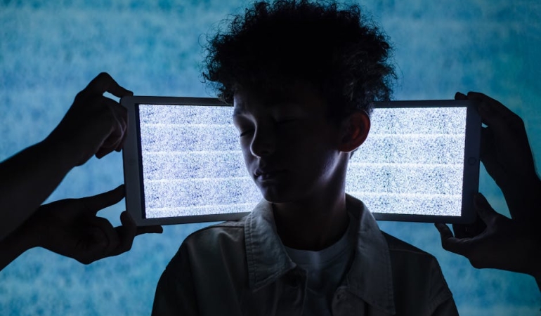 Genclerin-Ruh-Sagligina-Oyun-ve-Sosyal-Medya-Etkisi-Arastirildi-featured