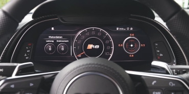 Iron-Man8217in-Tony-Stark8217ina-Ait-Audi-R8-Acik-Artirmaya-Cikiyor-featured