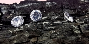 Lesotho8217dan-Dev-Elmas-Kesfi-2.497-Karatlik-Ham-Tas-Tescillendi-featured