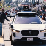Robot-Taksiler-Guvenli-Mi-Waymo-Araci-San-Francisco8217da-Cocuga-Carpti-featured