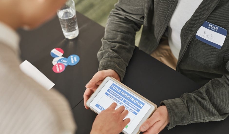 Tablet-Secimi-Rehberi-Ara-Tatil-ve-Sonrasi-Icin-En-Iyi-Modeller-featured