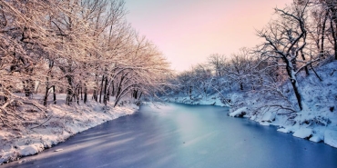 Uzayda-Dunya8217nin-Buz-Tutmus-Ikizi-Bulundu-mu-Iste-Cevabi-featured