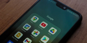 Android-Telefonlar-Guvenli-mi-Google8217dan-Milyonlarca-Uygulama-Uyarisi-featured