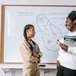 Apple-Kablolar-Neden-Sarariyor-Iste-Bilimsel-Aciklamasi-featured