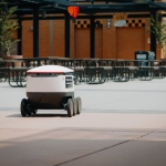 Evdeki-Dijital-Devrim-Robotlar-Aile-Uyesi-Oluyor-mu-featured