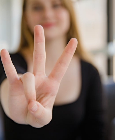 Kedilerin-Gizemli-Ask-Dili-Bizi-Gercekten-Seviyorlar-mi-featured