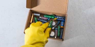 Telefonlarda-Degistirilebilir-Piller-Geri-Donuyor-AB-Zorunlulugu-Yolda-featured