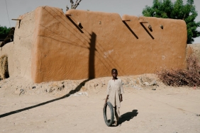 Tesla-Lastik-Asinmasi-Sahipleri-Neden-Sik-Sik-Degistiriyor-featured