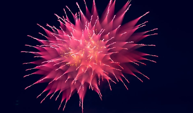 18838217un-Sirri-Krakatoa-Patlamasi-Gokyuzunu-Nasil-Degistirdi-featured