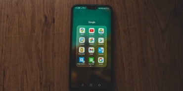 Google-Play-Store8217da-Batarya-Dostu-Donem-Uygulamalara-Siki-Denetim-featured