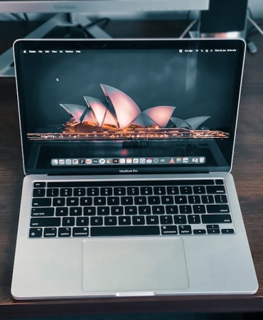 MacBook-Neo-Apple8217in-Satis-Rekoru-Kirdirabilecek-Devrimci-Konsept-featured