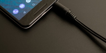 realme-C83-Tanitildi-7000-mAh-Batarya-ve-144-Hz-Ekran-Sasirtiyor-featured