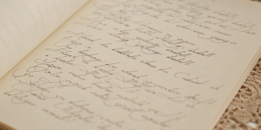 Antik-Yunan-Siirinin-Kayip-Hazinesi-2000-Yillik-Papirusler-Kesfedildi-featured