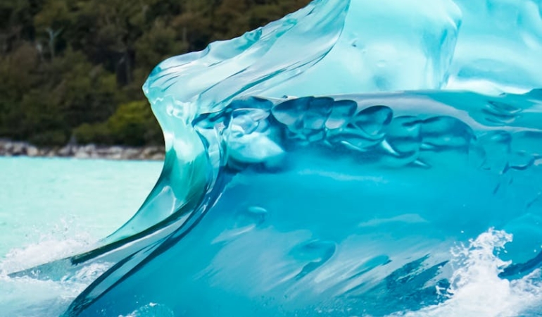 Dunyanin-En-Buyuk-Buzdagi-A23a-40-Yillik-Seruvenini-Tamamladi-featured