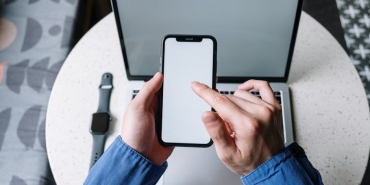 Katlanabilir-iPhone-Maketi-Sizdi-Apple8217in-Gelecegi-Mi-featured