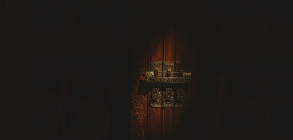 The-Witcher-38217un-Arka-Planindan-Carpici-Sirlar-Bilmediginiz-5-Detay-featured